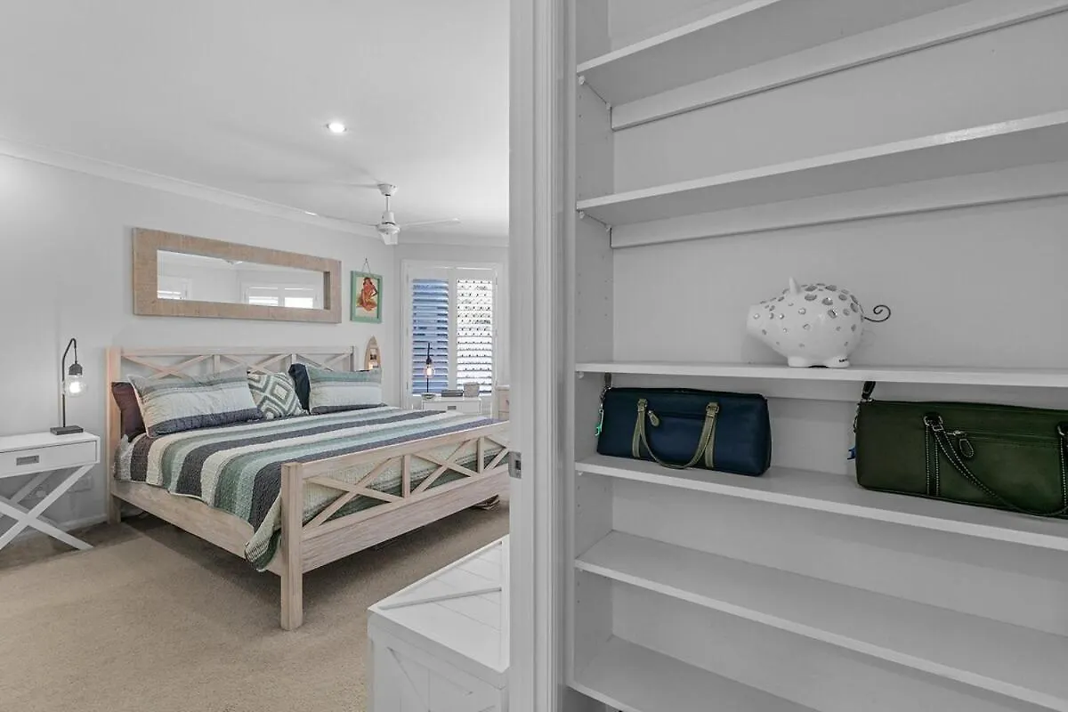 Holiday home Mooloolaba Mnt Creek Beachy Vibe Family Home Mountain Creek