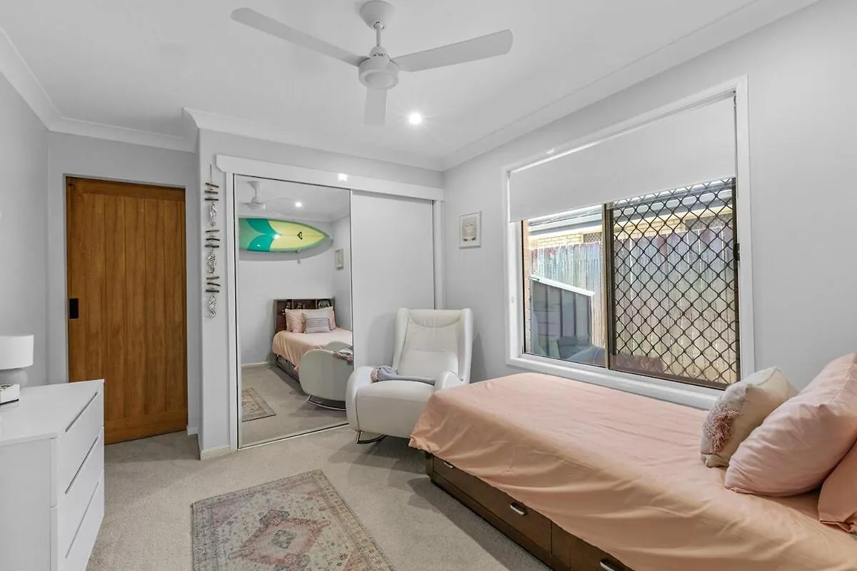 Holiday home Mooloolaba Mnt Creek Beachy Vibe Family Home Mountain Creek Australia