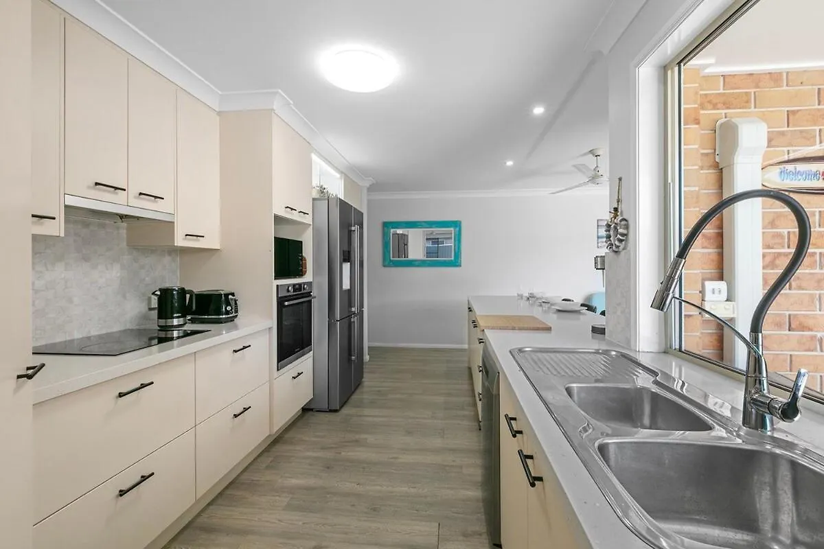 Mooloolaba Mnt Creek Beachy Vibe Family Home Mountain Creek