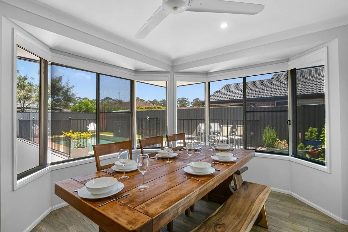 Mooloolaba Mnt Creek Beachy Vibe Family Home Mountain Creek Holiday home